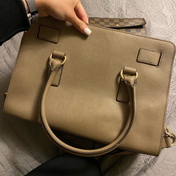 Michael kors bag! - Picture 4 of 4